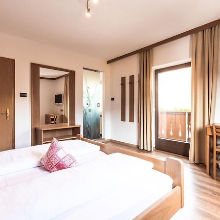 Hotel Zum Loewen - Al Leone Meltina Zewnętrze zdjęcie