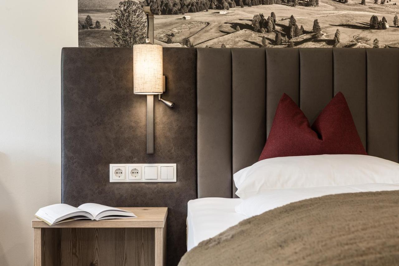 Hotel Zum Loewen - Al Leone Meltina Zewnętrze zdjęcie