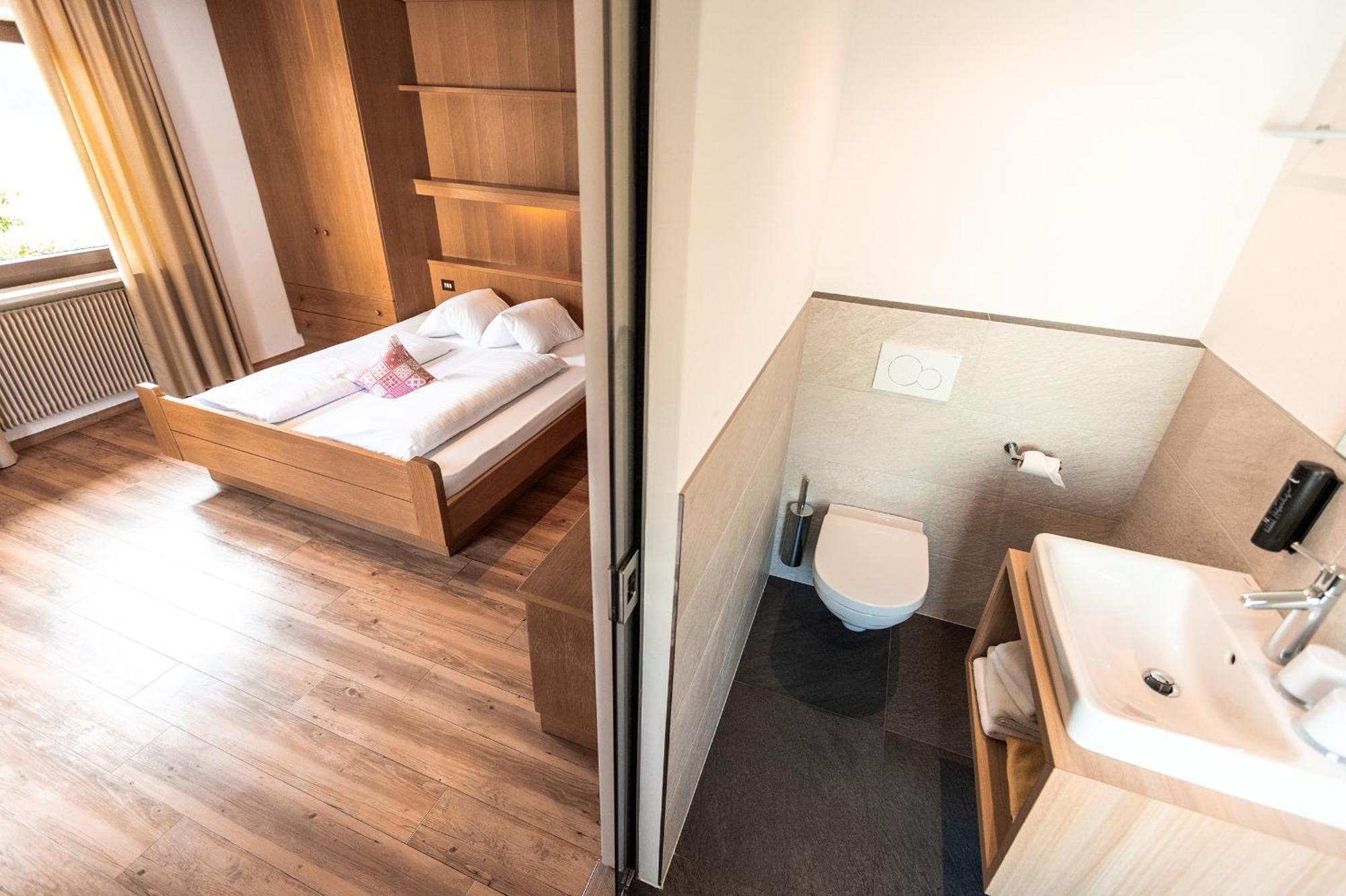 Hotel Zum Loewen - Al Leone Meltina Zewnętrze zdjęcie