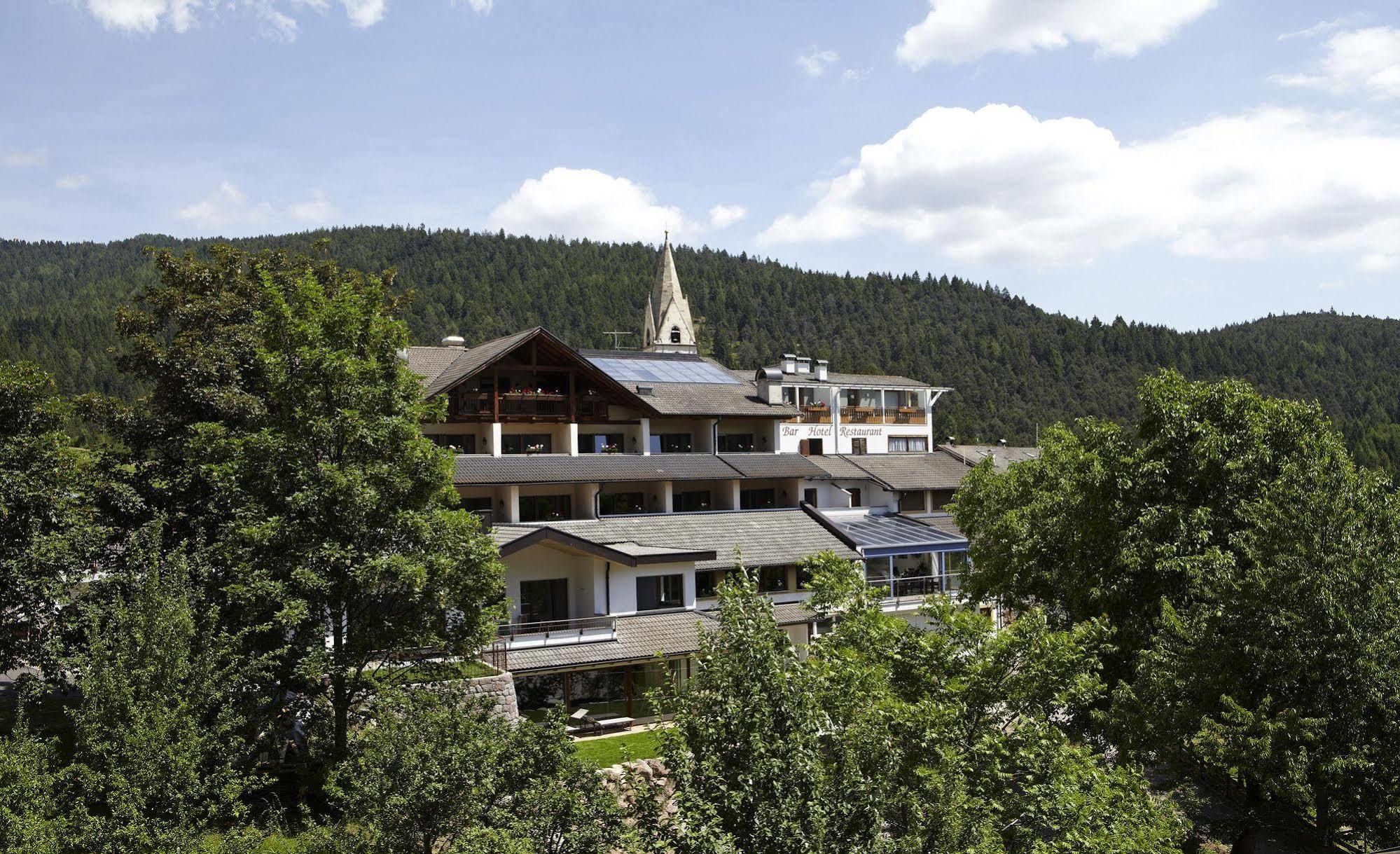 Hotel Zum Loewen - Al Leone Meltina Zewnętrze zdjęcie